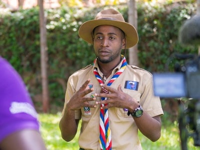 Mbaé Imadoudine filming a video